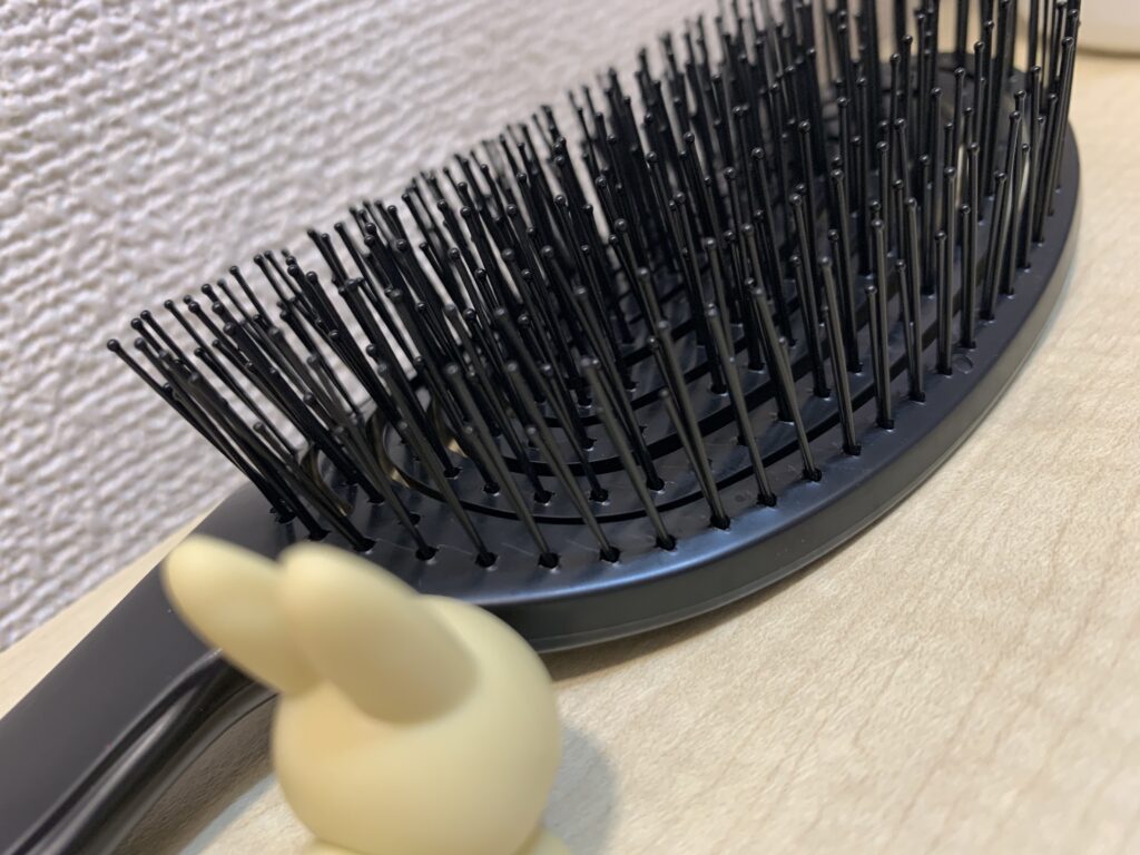 マぺぺ デタングリングブラシ 3D スーパーフィットの写真(ブラシ部分アップ)